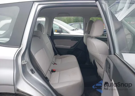 2014 Subaru Forester 2.5I z USA, uszkodzony, nr VIN JF2SJAAC8EH441583